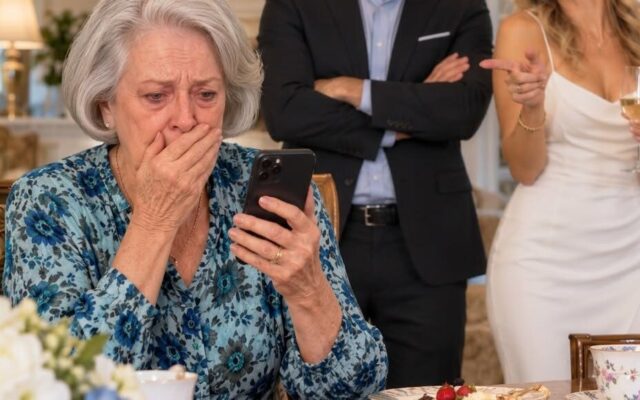 Morgonen efter vår familjeåterförening kollade jag mitt bankkonto och höll nästan på att kollapsa. Hela mina pensionsbesparingar på 287 000…